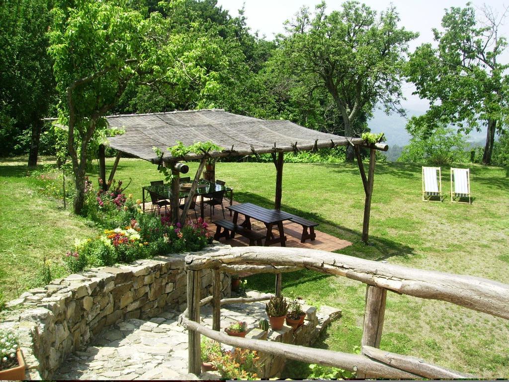 Il Girasole Bed & Breakfast Fosdinovo Dış mekan fotoğraf